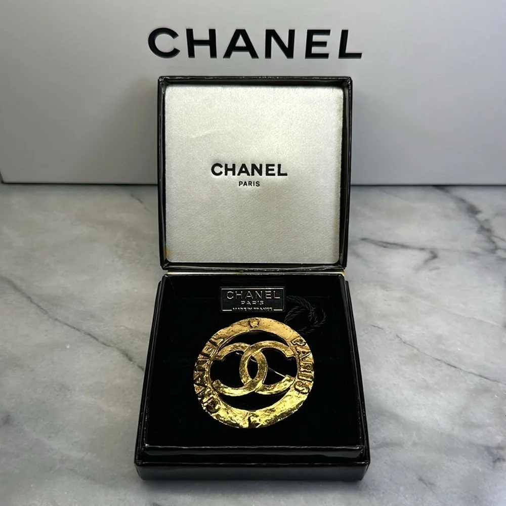Chanel CC Logo Paris Gold Plated Brooch